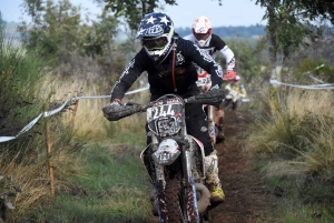 La course d&#039;endurance moto des Vastres en photos