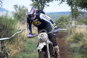 La course d&#039;endurance moto des Vastres en photos