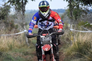 La course d&#039;endurance moto des Vastres en photos