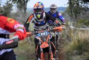 La course d&#039;endurance moto des Vastres en photos