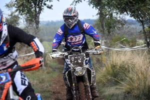 La course d&#039;endurance moto des Vastres en photos