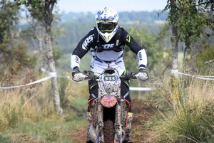 La course d&#039;endurance moto des Vastres en photos