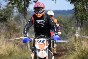 La course d&#039;endurance moto des Vastres en photos