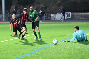 Foot, D2 : Aurec à fond, Bas-en-Basset au fond