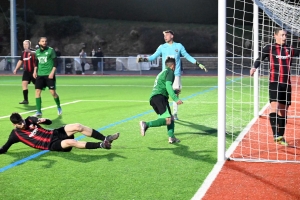 Foot, D2 : Aurec à fond, Bas-en-Basset au fond