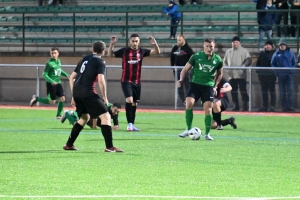 Foot, D2 : Aurec à fond, Bas-en-Basset au fond