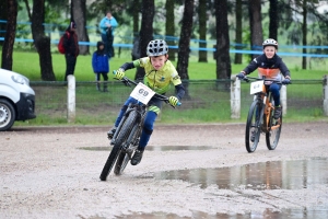 VTT à Sainte-Sigolène : la course des U11 en photos