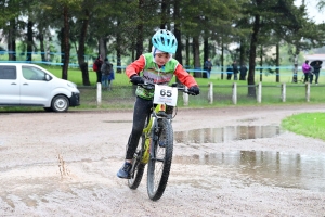 VTT à Sainte-Sigolène : la course des U11 en photos