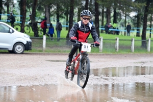 VTT à Sainte-Sigolène : la course des U11 en photos