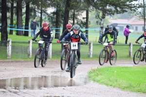 VTT à Sainte-Sigolène : la course des U11 en photos