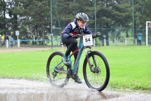 VTT à Sainte-Sigolène : la course des U11 en photos