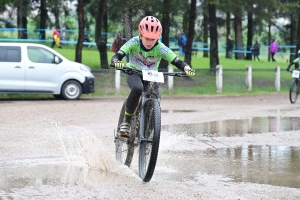 VTT à Sainte-Sigolène : la course des U11 en photos