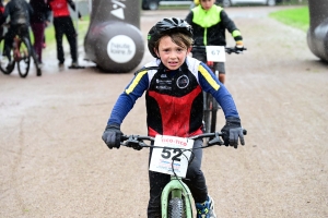 VTT à Sainte-Sigolène : la course des U11 en photos