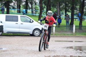 VTT à Sainte-Sigolène : la course des U11 en photos