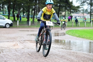 VTT à Sainte-Sigolène : la course des U11 en photos