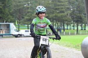 VTT à Sainte-Sigolène : la course des U11 en photos