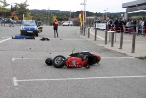 Monistrol-sur-Loire : un crash-test devant des lycéens pour les sensibiliser à la sécurité routière (vidéo)