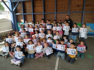 Bas-en-Basset : des diplômes de judo pour des écoliers de Louise-Michel