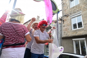 Sainte-Sigolène en liesse pour le défilé des classes en 3