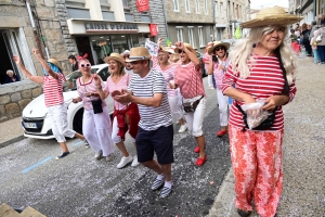 Sainte-Sigolène en liesse pour le défilé des classes en 3