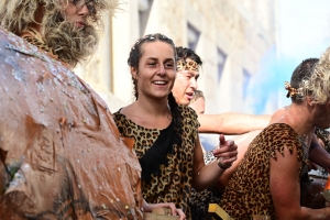 Sainte-Sigolène en liesse pour le défilé des classes en 3