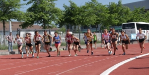 Pluie de records sous le soleil à Saint-Etienne pour les jeunes athlètes de Monistrol