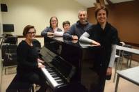 Virginie Brunon, directrice de l&#039;école de musique, Sandrine Perrigault, secrétaire adjointe, Virginie De Mijolla secrétaire, Jean-Louis Trilland trésorier adjoint et Sylvia Arsac, présidente.