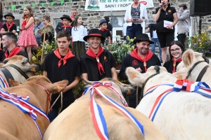 Le Fin Gras, emblème du Mézenc, fêté à Saint-Front (vidéo)