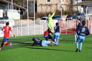 Foot, R3 : Dunières refait une partie de son retard