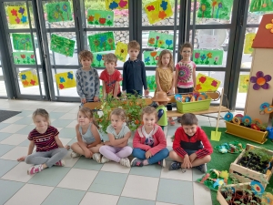 Yssingeaux : l&#039;école maternelle Jeant-de-la-Fontaine participe au projet des écoles fleuries