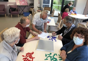 Saint-Maurice-de-Lignon : un après-midi jeux à la résidence Le Bel Âge