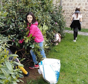 Grazac : 11,5 kg de déchets ramassés par les écoliers