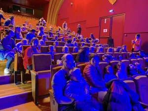 Les écoliers de Grazac découvrent le flamenco au théâtre d’Yssingeaux