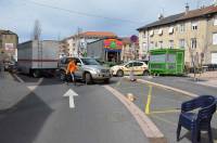 Les forains installent les manèges.