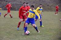 Foot : Le Pertuis croque Tence