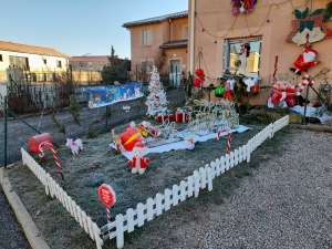 Beauzac : la famille Mathelin illumine Noël dans le quartier de Chabanou