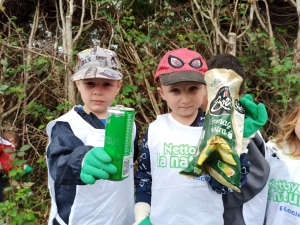 Bas-en-Basset : opération &quot;Nettoyons la nature&quot; à l&#039;école Louise-Michel