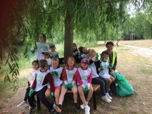 Bas-en-Basset : opération &quot;Nettoyons la nature&quot; à l&#039;école Louise-Michel