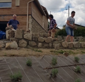 Grazac : dix jeunes ont participé à un chantier près du gymnase