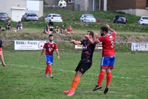 Foot, CDF : Dunières ne fait qu&#039;une bouchée de Saint-Jeures