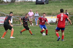 Foot, CDF : Dunières ne fait qu&#039;une bouchée de Saint-Jeures