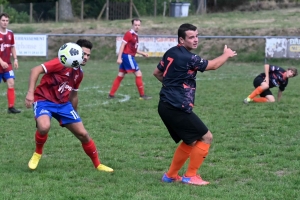 Foot, CDF : Dunières ne fait qu&#039;une bouchée de Saint-Jeures