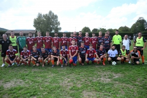 Foot, CDF : Dunières ne fait qu&#039;une bouchée de Saint-Jeures