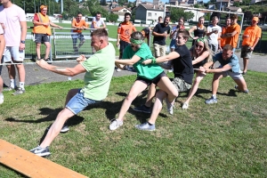 Dunières : les jeunes nés en 2000 remportent les jeux inter-classes