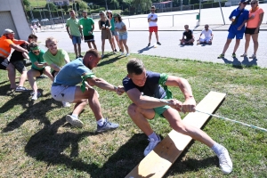 Dunières : les jeunes nés en 2000 remportent les jeux inter-classes