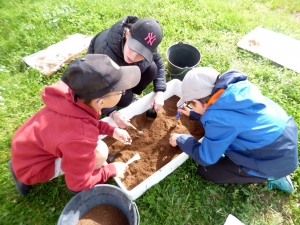 Saint-Pal-de-Mons : des archéologues en herbe à l&#039;école de Lichemiaille