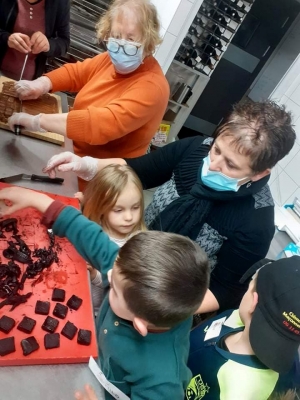 Saint-Julien-du-Pinet : un atelier chocolat apprécié des jeunes gourmands