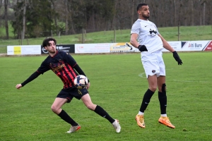 Foot, R3 : on n&#039;arrête plus Saint-Julien-Chapteuil