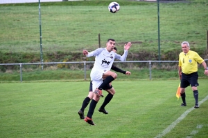 Foot, R3 : on n&#039;arrête plus Saint-Julien-Chapteuil