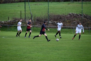 Foot, R3 : on n&#039;arrête plus Saint-Julien-Chapteuil